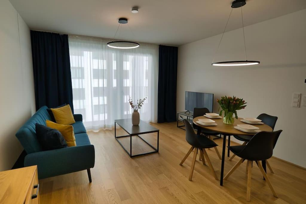 Modern Apartment Near Stadtpark Viena Exterior foto