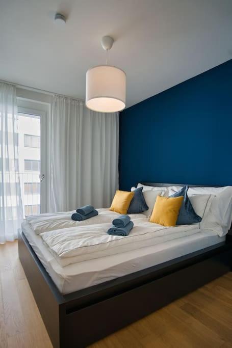 Modern Apartment Near Stadtpark Viena Exterior foto